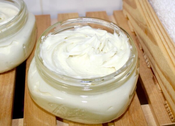 Rose infused whipped shea butter - Image 2
